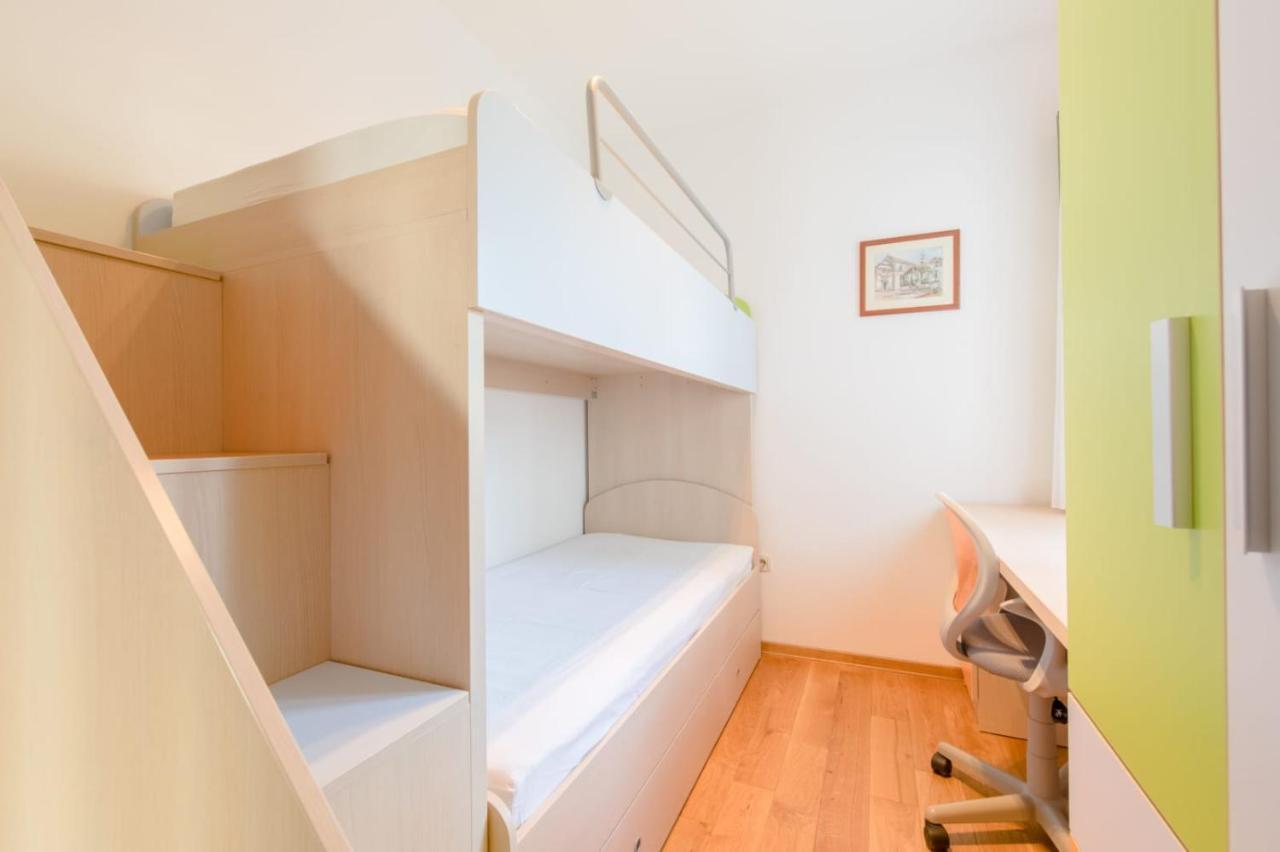 Apartmani Krilo Podstrana Esterno foto