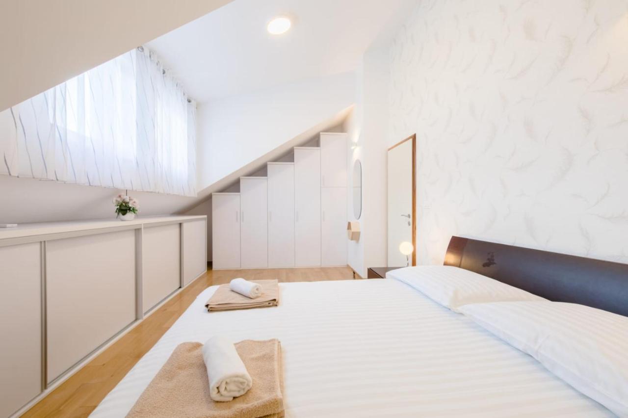 Apartmani Krilo Podstrana Esterno foto
